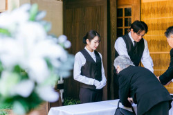 Services funéraires avec mise en bière  